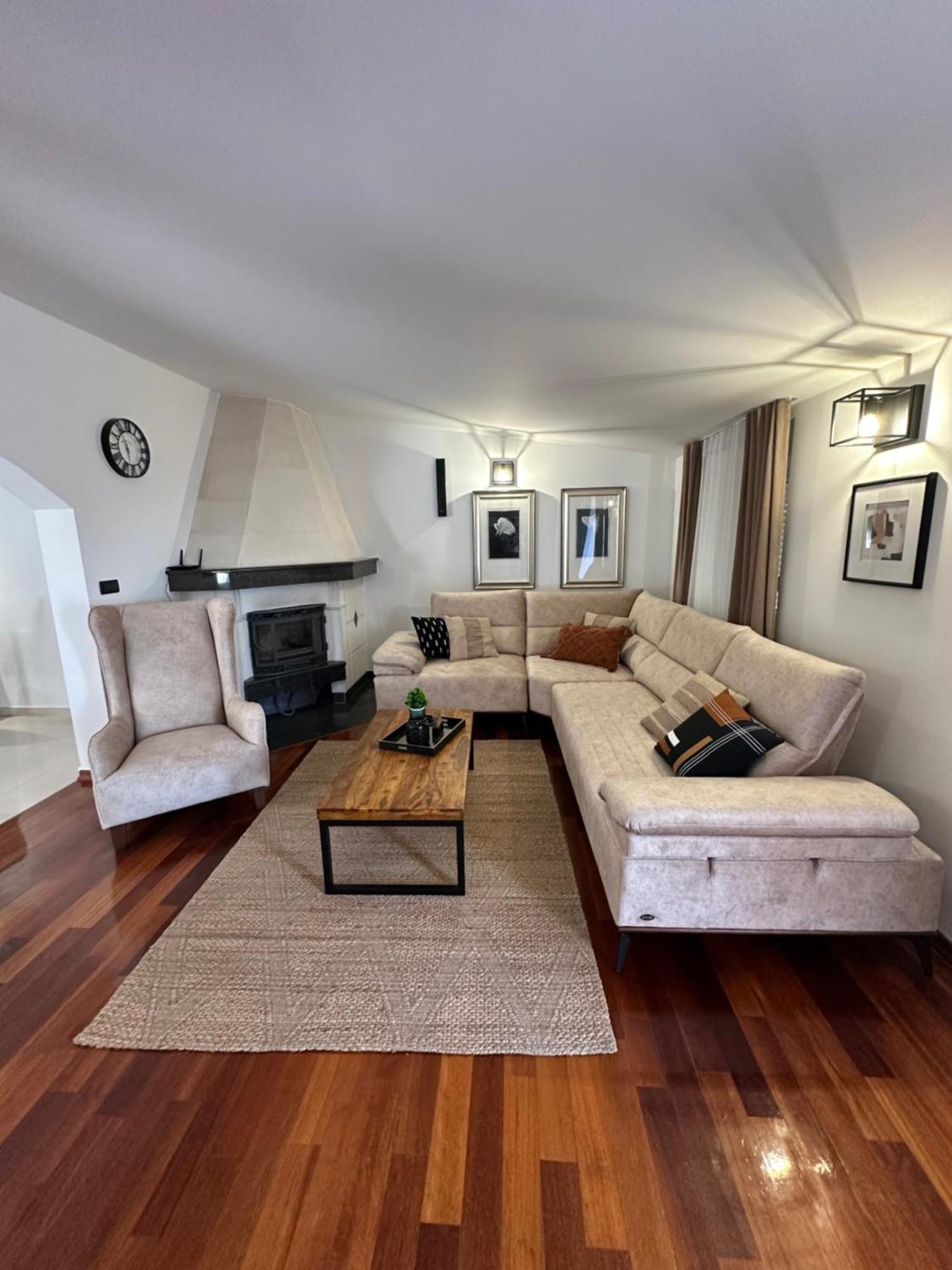 Villa Padre Podstrana Exteriör bild