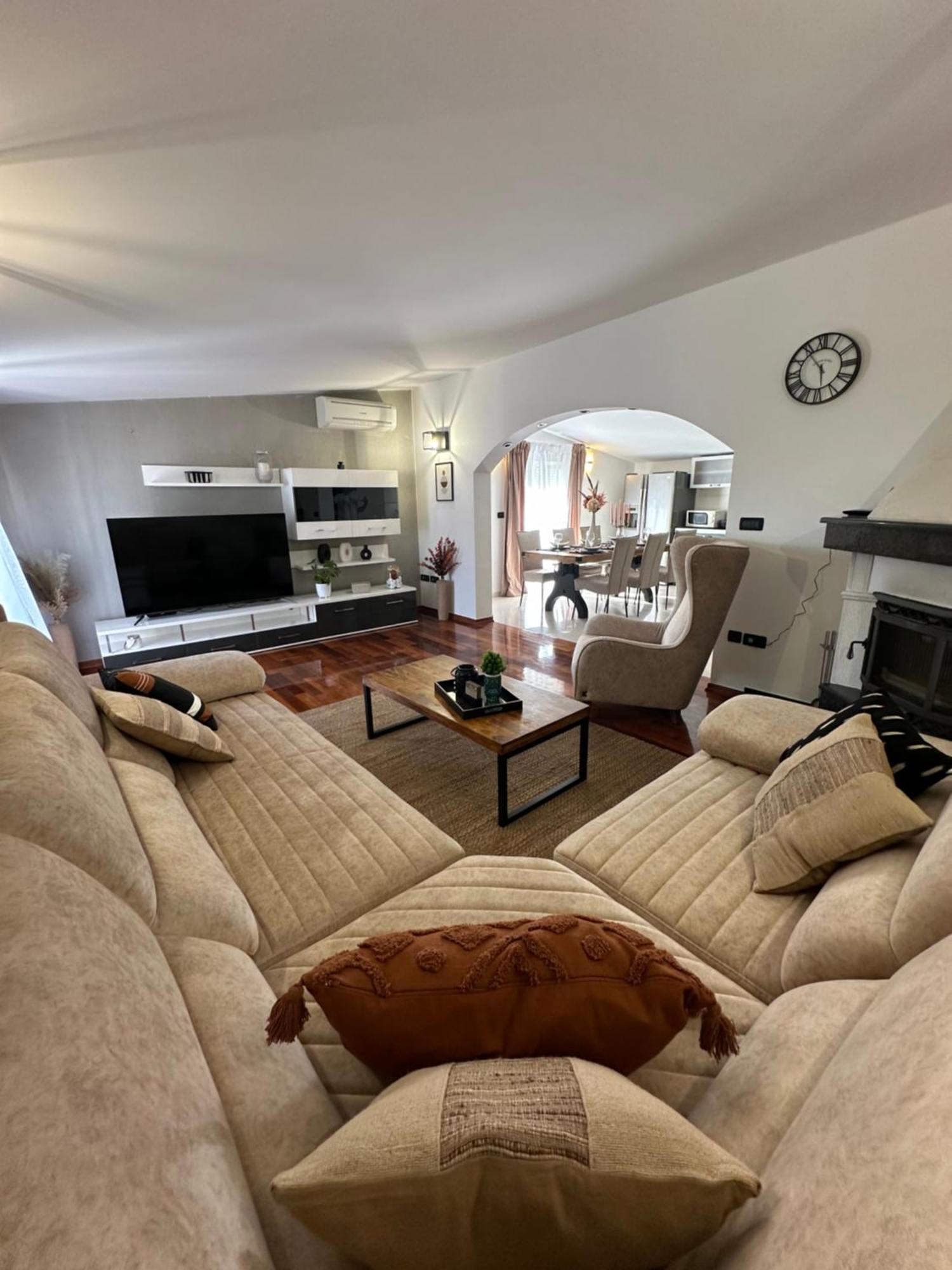 Villa Padre Podstrana Exteriör bild